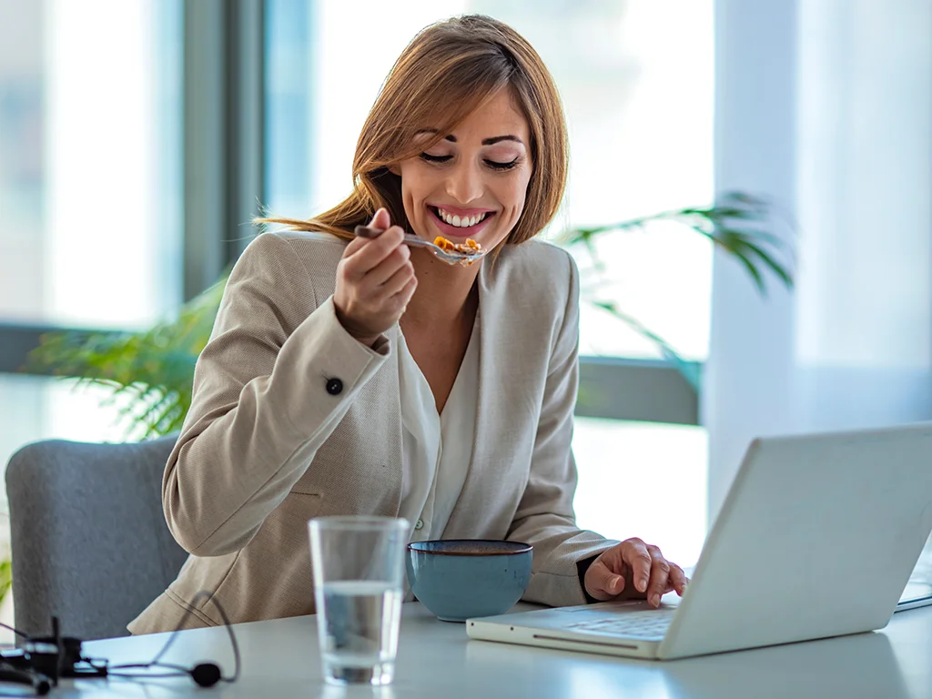 Lunchtime Facials for Skin Brightening