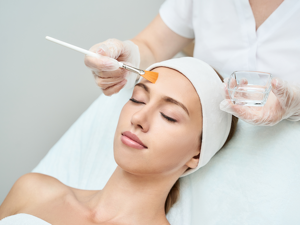 What is a chemical peel & do you need one? 