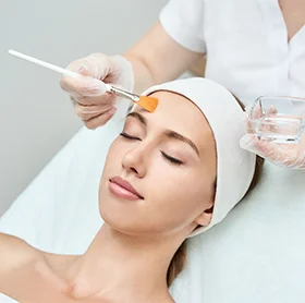 Body Pigmentation Treatments at The Éterne Clinic