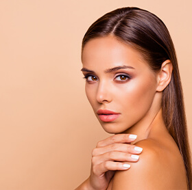 Skin Tightening Treatments at The Éterne Clinic