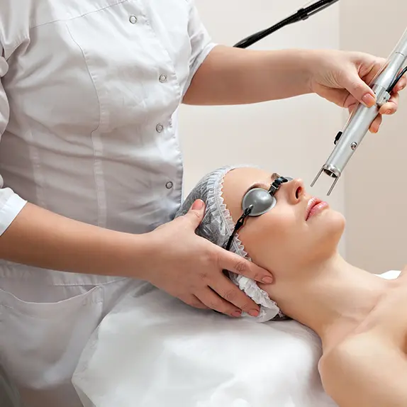 Anti Ageing Treatments at The Éterne Clinic